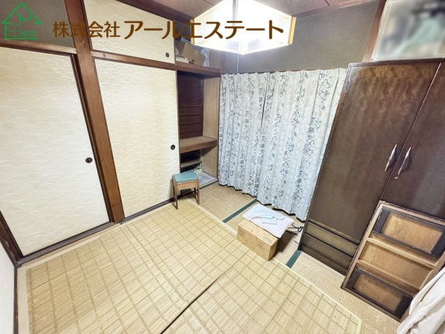 高砂市荒井町小松原4丁目　　山陽電鉄「荒井駅」徒歩15分の子供部屋