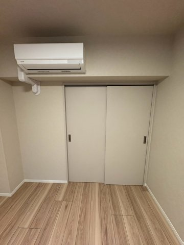 藤和小日向ホームズの洋室