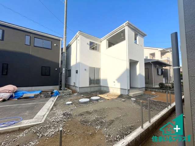 ●生駒市萩原町　第1期　新築一戸建ての駐車場|駐車スペース！散水栓があるので、こまめに愛車を洗えます！