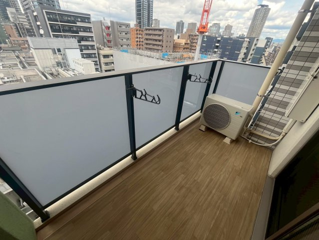 メインステージ心斎橋EASTのバルコニー