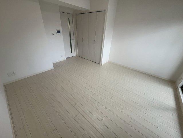 メインステージ心斎橋EASTの洋室