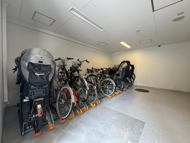 ワコーレ西明石ステーションマークスの駐輪場
