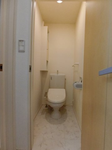 【トイレ】 | フレージュ　ライツ | イメージ203号室の写真（反転あり）