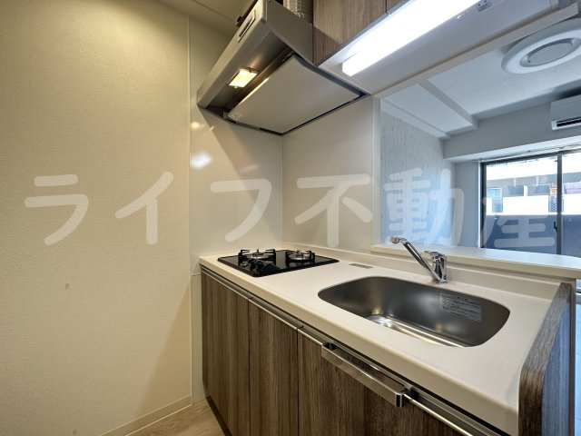 プレサンスOSAKA東中本エシデルのキッチン