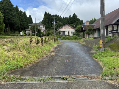 【前面道路含む現地写真】 | 阿蘇郡南阿蘇村大字河陰　売地（全3筆）