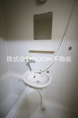 メゾントレビアンの独立洗面台|独立洗面台です