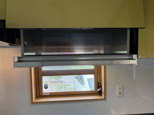 ときがわ町本郷 中古戸建のキッチン|自動昇降棚