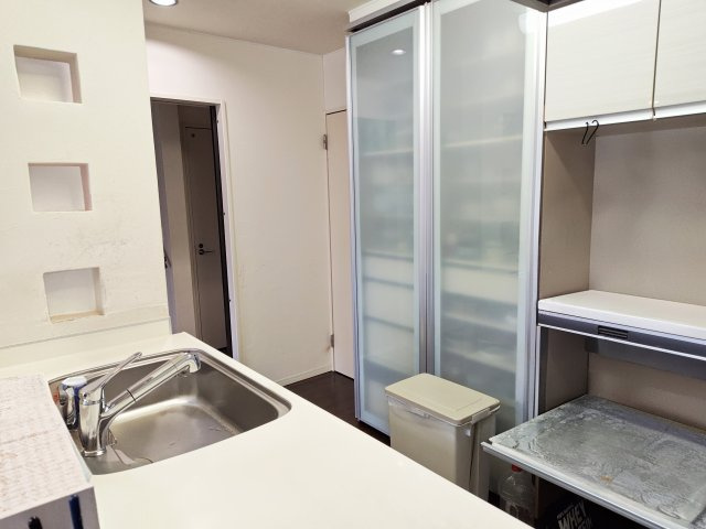 売中古戸建　静岡市葵区古庄４丁目のキッチン|料理がたのしくなるゆったりとしたキッチン