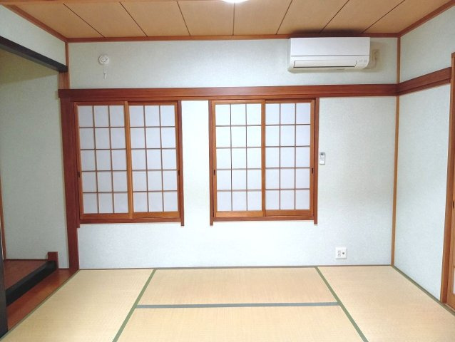 貸家(愛宕山90-168)の和室|和室がひろがる居住スペース