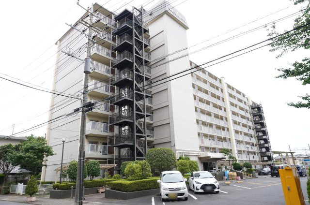 越谷スカイハイツA棟