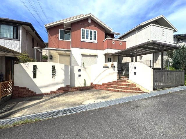 神戸市西区学園東町4丁目戸建