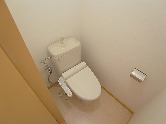 サンリッチ鈴蘭のトイレ|温水洗浄便座付きトイレ