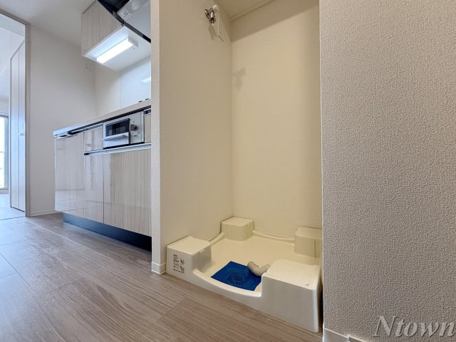 【設備】 | プレサンス新栄アーバンフロー | 洗濯機置き場です