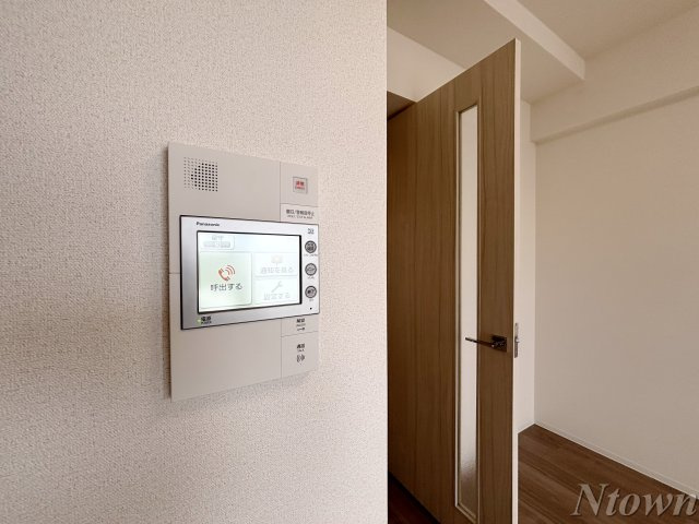 【セキュリティ】 | プレサンス新栄アーバンフロー | モニター付きインターホンです