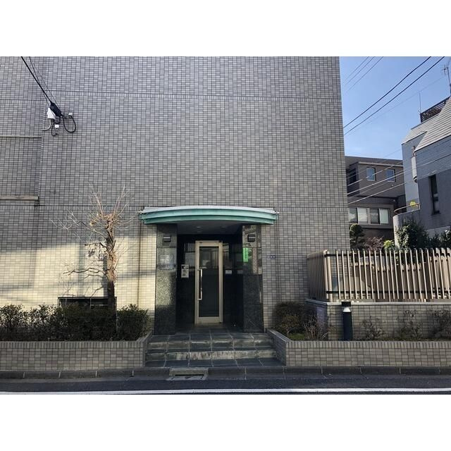 プレミール高輪のエントランス