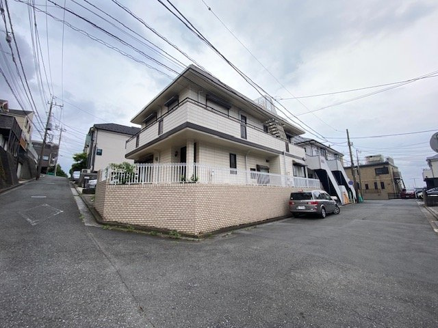 保土ヶ谷区峰岡町2丁目戸建てのその他|たっぷりの陽射しを確保する2面採光のお部屋、角地の開放感！ぜひ実際にご覧になって下さい。