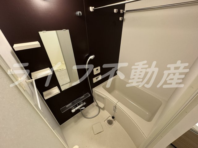 プレサンス玉造ザ・ライブの浴室|日々の暮らしに欠かせないお風呂です