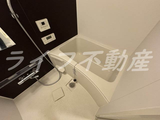 プレサンス玉造ザ・ライブの浴室|日々の疲れを癒すお風呂付です