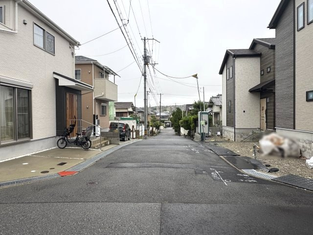 神戸市須磨区竜が台６丁目新築戸建A号棟の前面道路含む現地写真