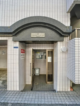パーソネージュ目黒不動前のエントランス