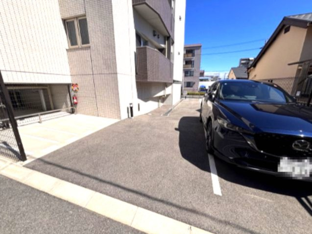 ＳＤグランツ神戸六甲山手の駐車場