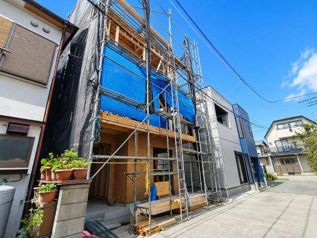 八潮市　木曽根　新築戸建　全1棟の前面道路含む現地写真|前面道路含む現地写真です