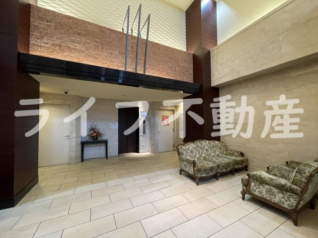 プロシード深江橋のエントランス|毎日通るエントランスはこのようになっています
