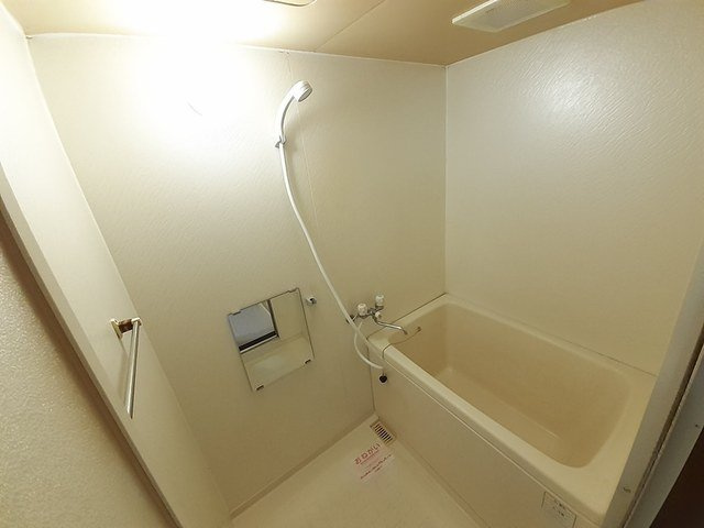 スカイタウンの浴室|お風呂で日々の疲れを落としましょう