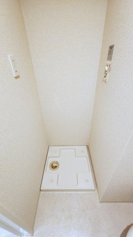 エスティメゾン浅草駒形の設備|洗濯機置場