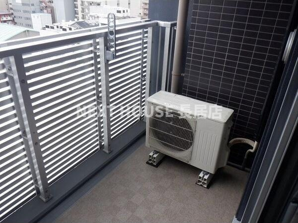 W-STYLE大阪谷町のバルコニー