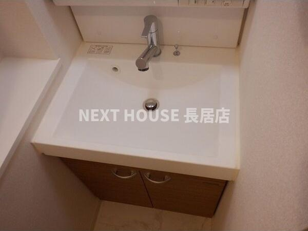 W-STYLE大阪谷町の洗面所