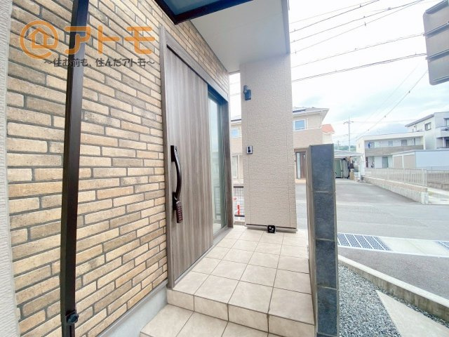 【玄関】 | 富士市松岡　中古戸建　全1棟