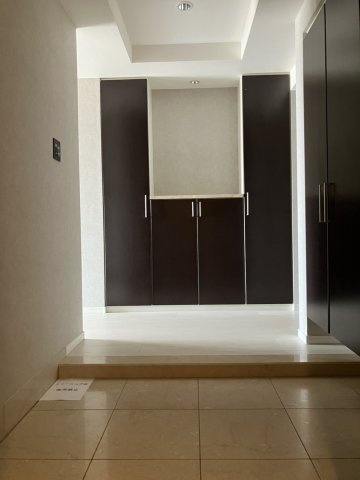 ライオンズマンション大阪スカイタワーの玄関