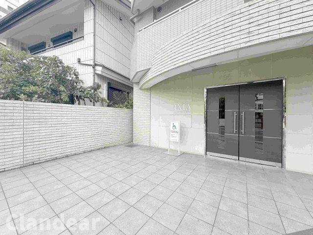 イクシア西新井のエントランス|ドキドキの新生活も、安心してスタート。ぴったりの住まいを見つけませんか？クランディアが一緒に住まい選びをサポートします‼　まずは、お気軽にお問合せください　＃クランディア
