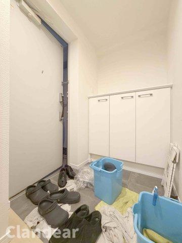 イクシア西新井の玄関|ドキドキの新生活も、安心してスタート。ぴったりの住まいを見つけませんか？クランディアが一緒に住まい選びをサポートします‼　まずは、お気軽にお問合せください　＃クランディア
