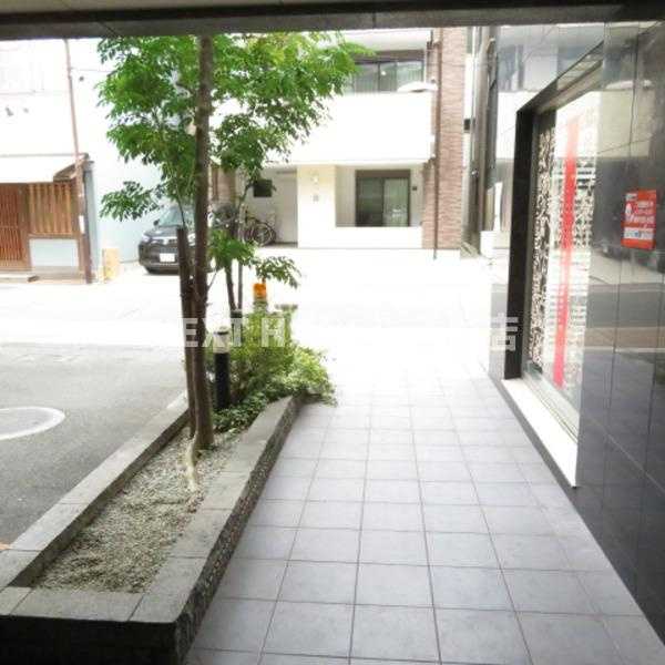 グランド上町のロビー