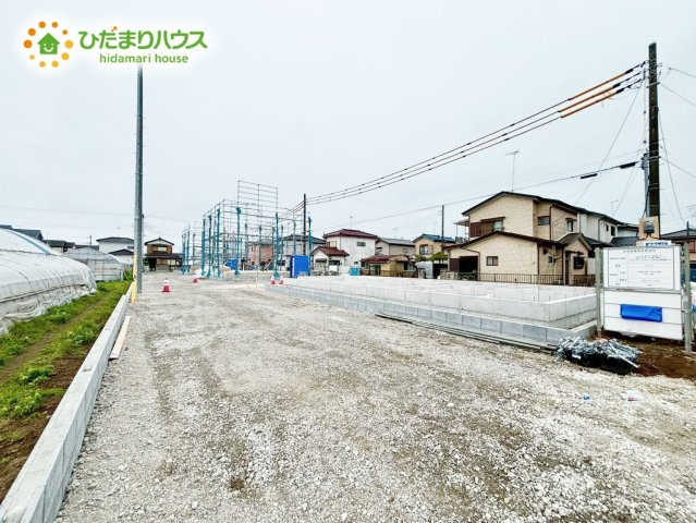 野田市木間ケ瀬2期　新築戸建　3号棟の前面道路含む現地写真
