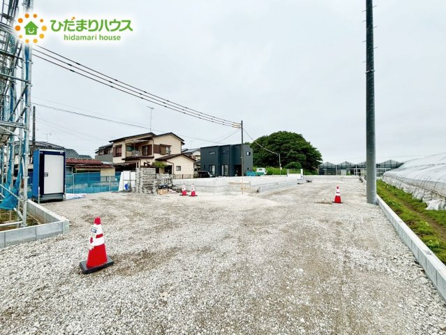 野田市木間ケ瀬2期　新築戸建　3号棟の前面道路含む現地写真