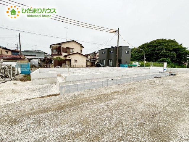 野田市木間ケ瀬2期　新築戸建　3号棟の前面道路含む現地写真
