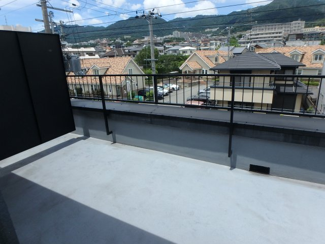 グレイスリー御影のバルコニー