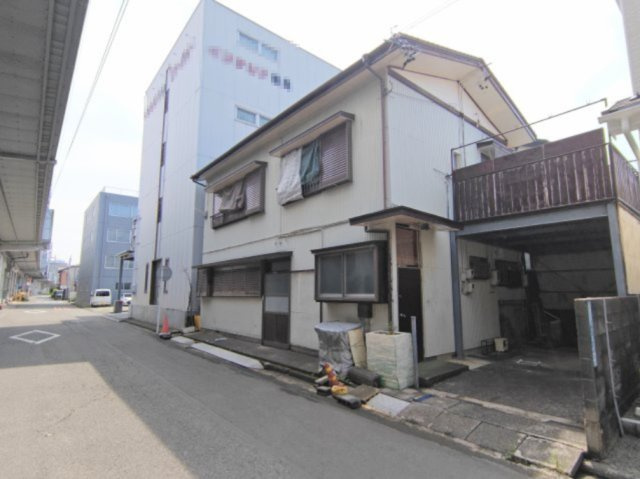 売中古戸建　静岡市駿河区新川１丁目の外観|家族みんなで仲良くのんびり暮らせる家です♪