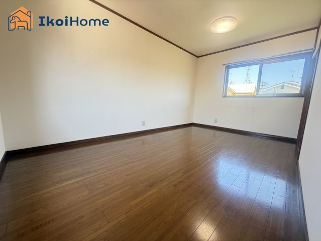 明石市魚住町金ケ崎　中古戸建の子供部屋|【ホームページに現地動画掲載中】●年中無休：当日予約可●2階は6帖、7帖ございます