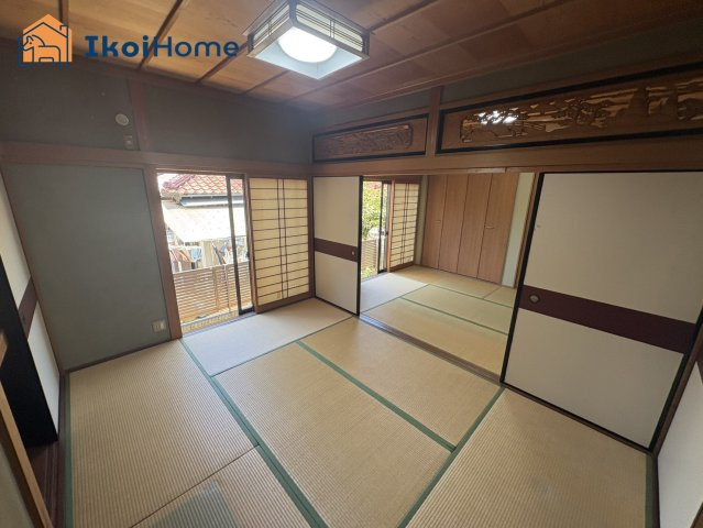 明石市魚住町金ケ崎　中古戸建の内装|【ホームページに現地動画掲載中】●年中無休：当日予約可●和室５帖です。大きな押入れも魅力です。