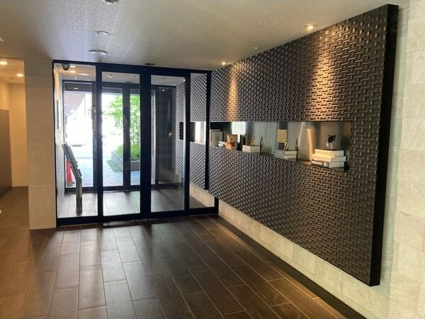 SK RESIDENCES SHINSAIBASHI (旧 SK RESIDENCES)のロビー