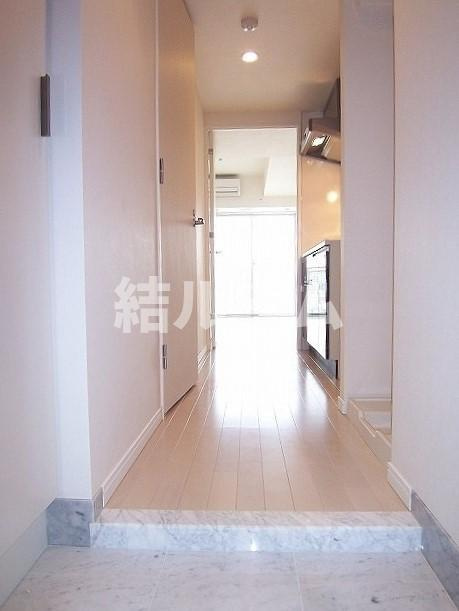 豊島区西池袋４丁目の賃貸マンションの玄関