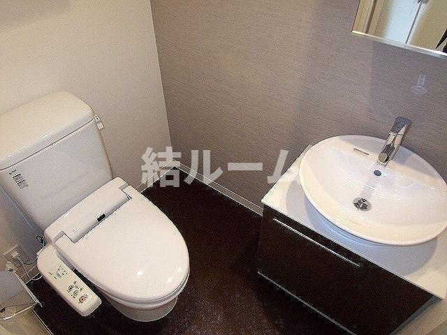 豊島区西池袋４丁目の賃貸マンションのトイレ
