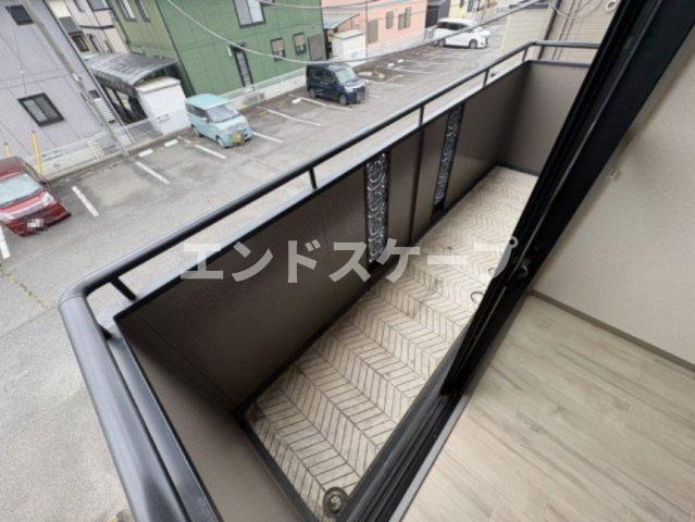 ローレルコートのバルコニー|高崎、前橋のお部屋探しはエンドスケープまで！お客様の理想お聞かせ下さい♪