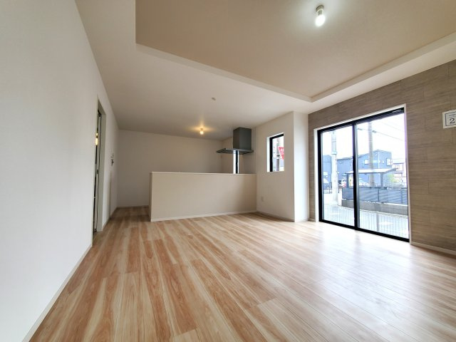 吉川市　新栄2丁目　新築戸建　全1棟の居間・リビング|施工例です