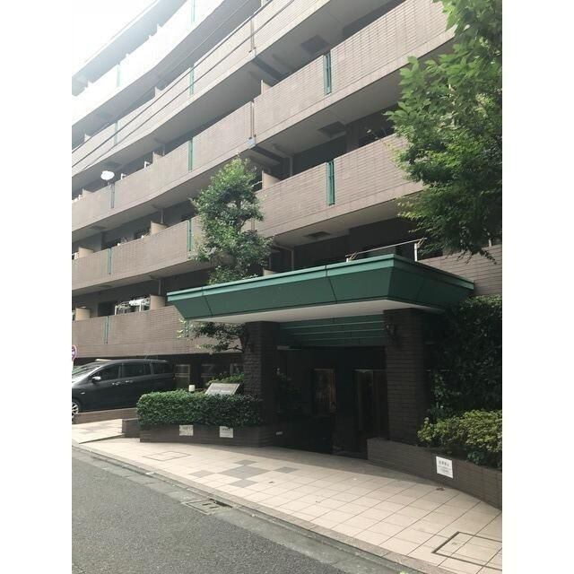 シルフィード南平台Ｂのエントランス