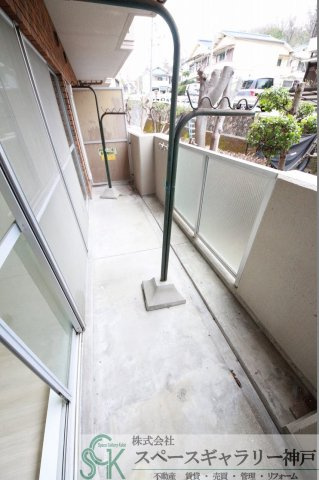 パールヒル清水が丘のバルコニー|※同じ間取りの別のお部屋のお写真です
※色味仕様が異なる場合がございます